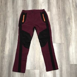 Gore Women’s Windstopper Insulated Snow Pants.